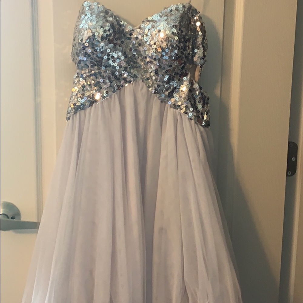 Juniors formal dress